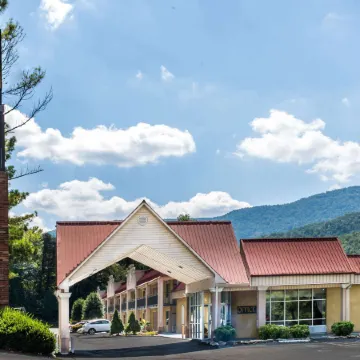 Super 8 by Wyndham Caryville TN