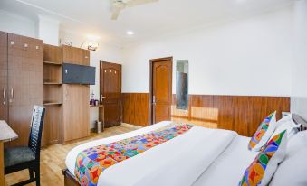 FabHotel Hexa Ghaziabad