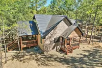 Modern Broken Bow Cabin, Near Lake and Wineries
