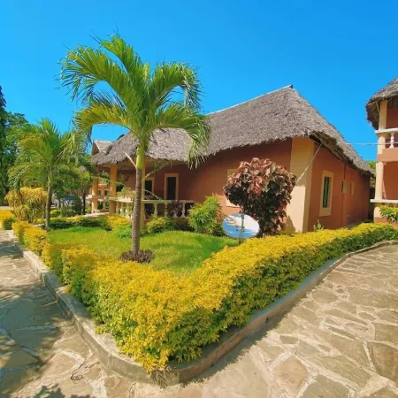 Diani Campsite and Cottages