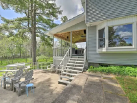 บ้านแต่งตั้งริมฝั่งที่ Gloversville พร้อมชายหาด + ท่าเรือ! โรงแรมในFulton County