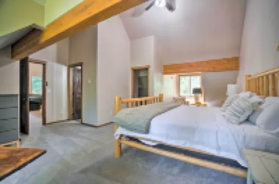 Beautiful McCall Cabin Perfect for Families!