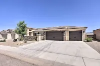 Idyllic Kingman Retreat with Yard - Near Hiking Hotels near Mohave Museum of History and Arts