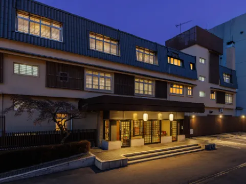 冢越屋七兵衞旅館