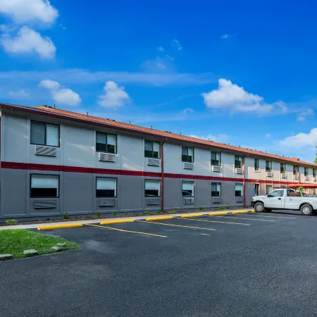 Red Roof Inn & Suites Vineland - Buena