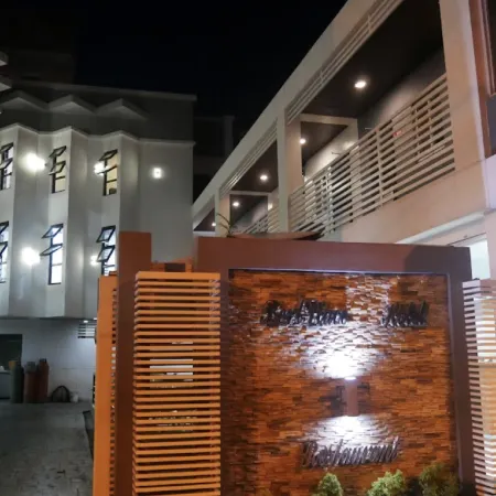 Bertplace Hotel and Restaurant
