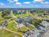 Comfort Suites Clubarham Golf Resort Hotel a Barham