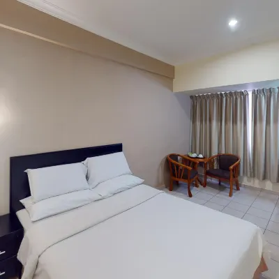 Hotel Megah D' Aru Hotel berhampiran Tanjung Aru Beach