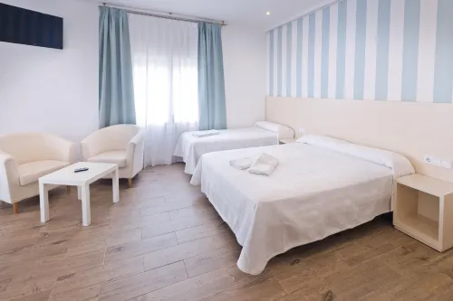 Mercè Hotels in Pineda De Mar