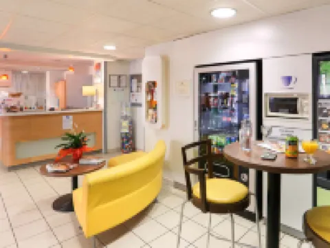 First Inn Hotel Hotéis em Apt