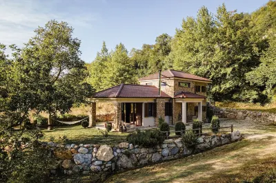 Hidden Stone Chalet