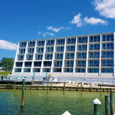 Inn on Destin Harbor, Ascend Hotel Collection Hotels near Destin Harbor
