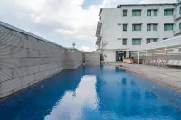 Urbanview Hotel Newton Riau Bandung Hotel di Bandung