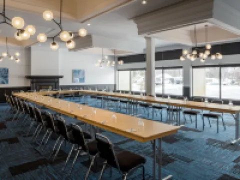 デルタ・ホテルズリト・モン・センアン・リゾート & コンベンション センター ボーブレのホテル