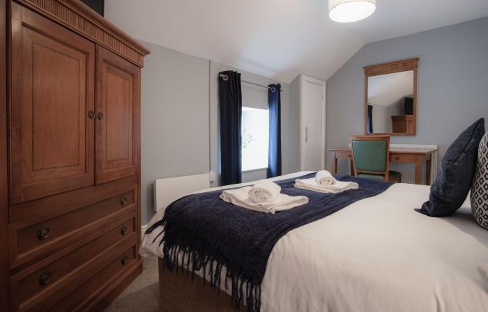 Fletcher Coach House - 3 Bedroom Cottage - Pendine