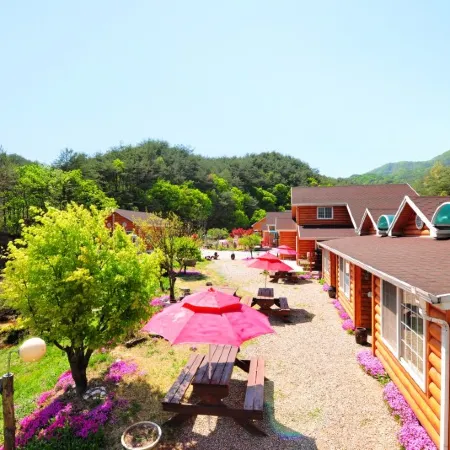 Yanggu Kwakgol Pension