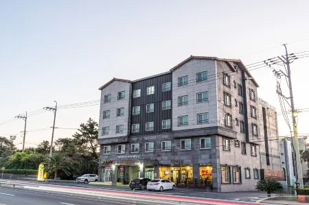 Seongsan Aqua Beach Hotel