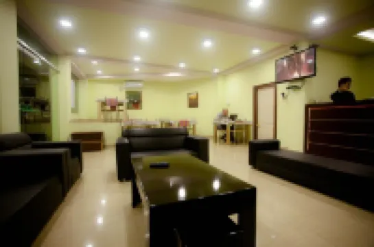 The Grand Hotel アイザウルのホテル