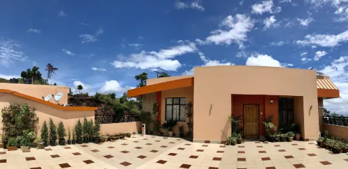 Orange Homestay, Shillong