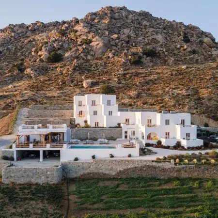 Naxos Earth Suites