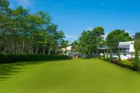 D'Agape Meeting & Conference Hotel dekat SEMAK DAUN VILLAGE