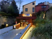 Hotel Myrtilles Hotel dekat JT Buitensport BE