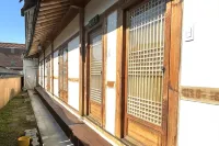 Jeonju Jiudang Hanok Stay