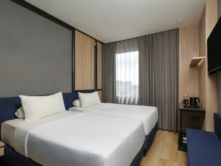 Ibis Surabaya Tidar