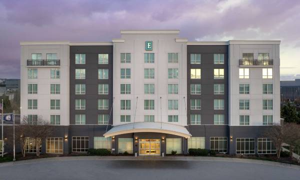Embassy Suites by Hilton Dulles North Loudoun