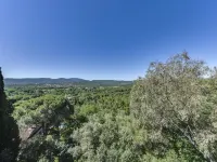 Les Terrasses de Grimaud 格里莫住宿飯店