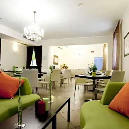 Hotel Alibi