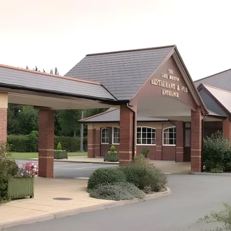 Moreton Park Hotel