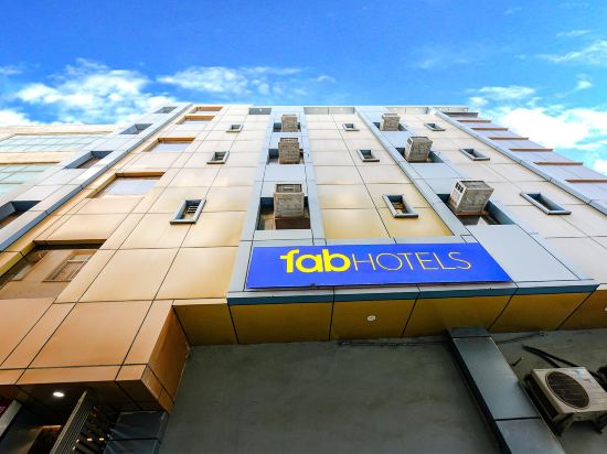 FabHotel the Royal Residency