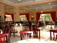 King's House Hotel Resort - breakfast