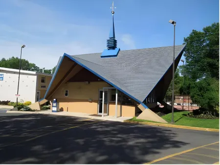 Crystal Inn - Neptune