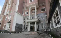 Roses Regency Hotel and Suites Hotels near Buchanan Mall. Aminu Kano Crescent