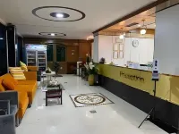 JRD Grand Place Lopburi - 2 stelle