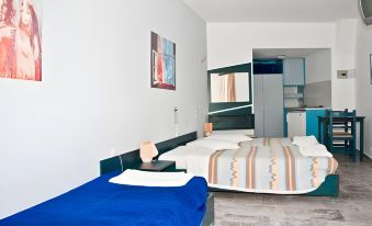 Ekavi Hotel
