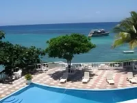 Silver Seas Hotel - Beach