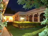 Biazi Paradise Hotel