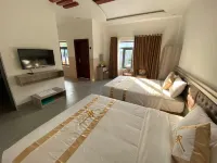Nha Trang CR Hotel Hotels near Vịnh Cam Ranh