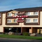 Clackamas Inn and Suites Hotels in West Linn
