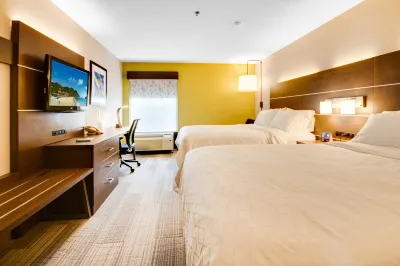 Holiday Inn Express Dublin Hotels in Pulaski
