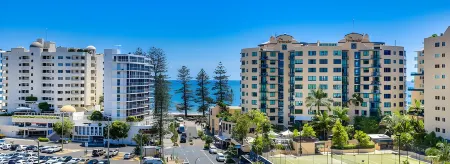 Direct Collective - Sea Breeze Mooloolaba Отели рядом с достопримечательностью «Мулулаба Бич»