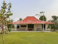 Ndalem Joglo Kawijayan Syariah Mitra RedDoorz Hôtels à : Ngemplak