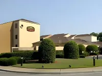 Courtyard Savannah Midtown Hotels near Hunter Army Airfield