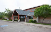 AmericInn by Wyndham Kewanee