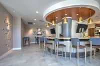 Hilton Garden Inn Dallas/Arlington - Quầy Bar