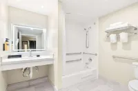 Best Western Plus Irvine Spectrum Hotel - balcony