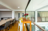 Riski Residence Bangbuathong Các khách sạn ở Bang Bua Thong